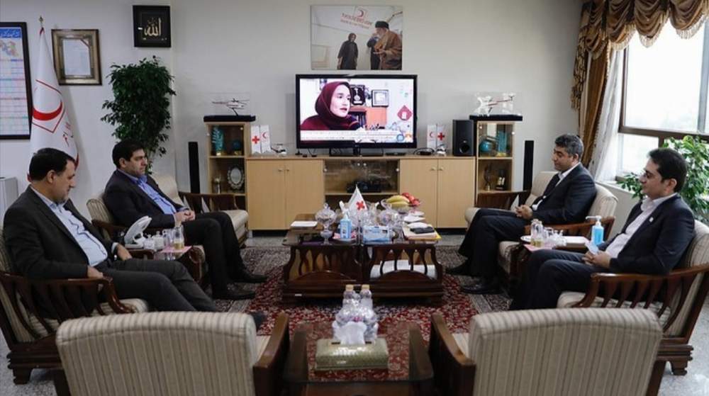 دیدار مدیرعامل جمعیت هلال احمراستان کردستان , دکتر سید مهدی فرشادان نماینده مردم سنندج ,دیوانده و کامیاران در مجلس شورای اسلامی با  دکتر همتی ریاست محترم جمعیت و دکتر یوسفی معاونت محترم پارلمانی جمعیت هلال احمرکشور.